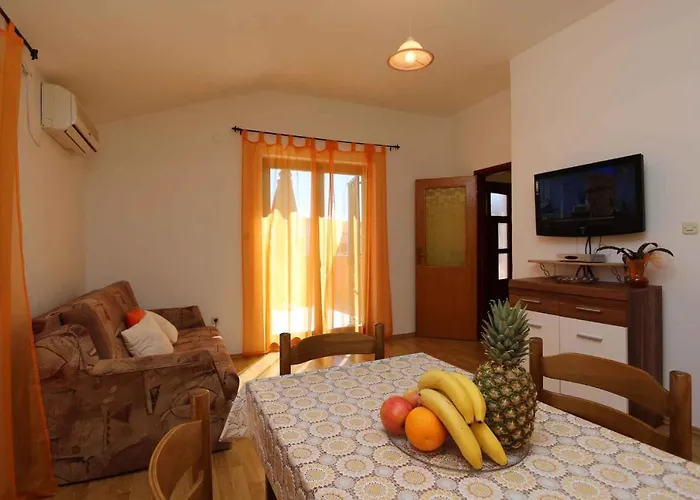 In - Insel Krk 14534 * Šilo